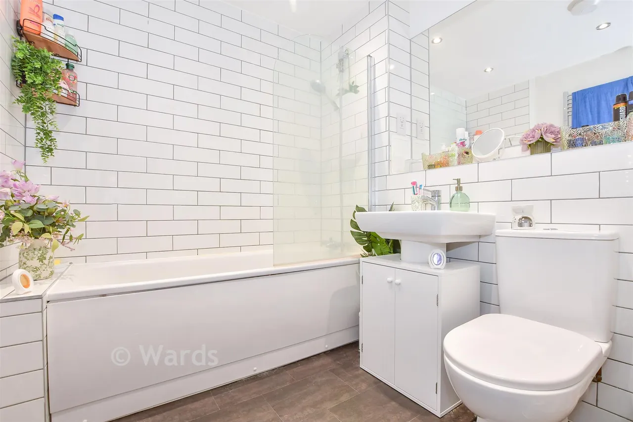 Avebury Avenue, Tonbridge, TN9, photo 6