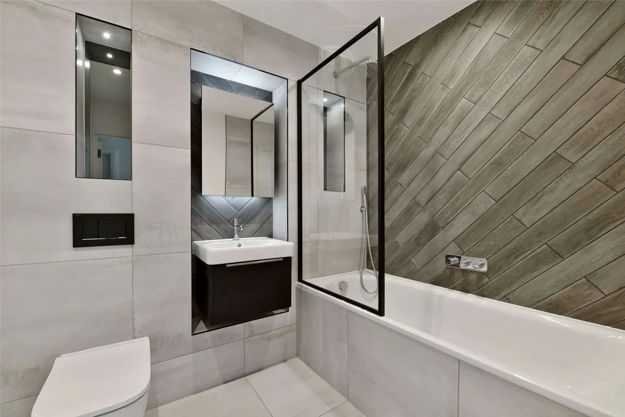 Artesian House, Memorial Avenue, Slough, SL1 3GR, photo 6