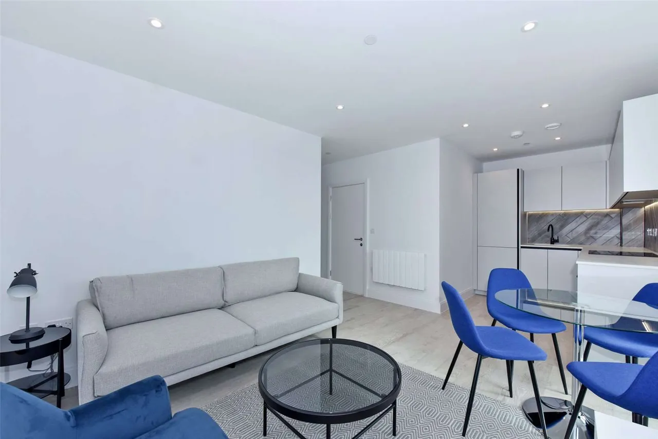 Artesian House, Memorial Avenue, Slough, SL1 3GR, photo 4