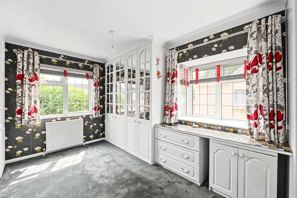 Chesham Road, Wigginton, Hertfordshire, HP23 6JF, photo 5