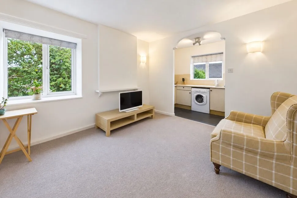 Scholes Lane, Scholes, West Yorkshire, BD19, photo 2