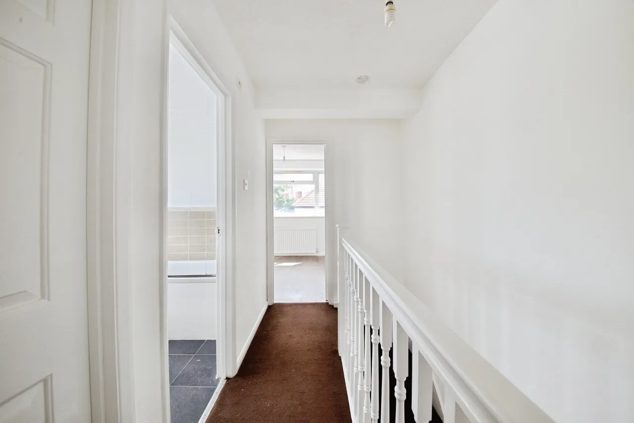 Hampden Way, London, N14, photo 19