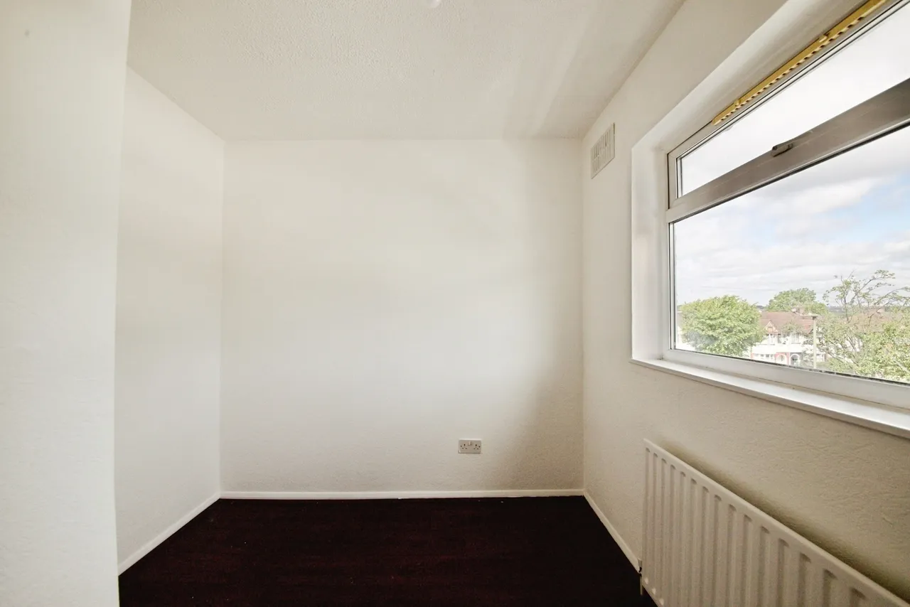 Hampden Way, London, N14, photo 22