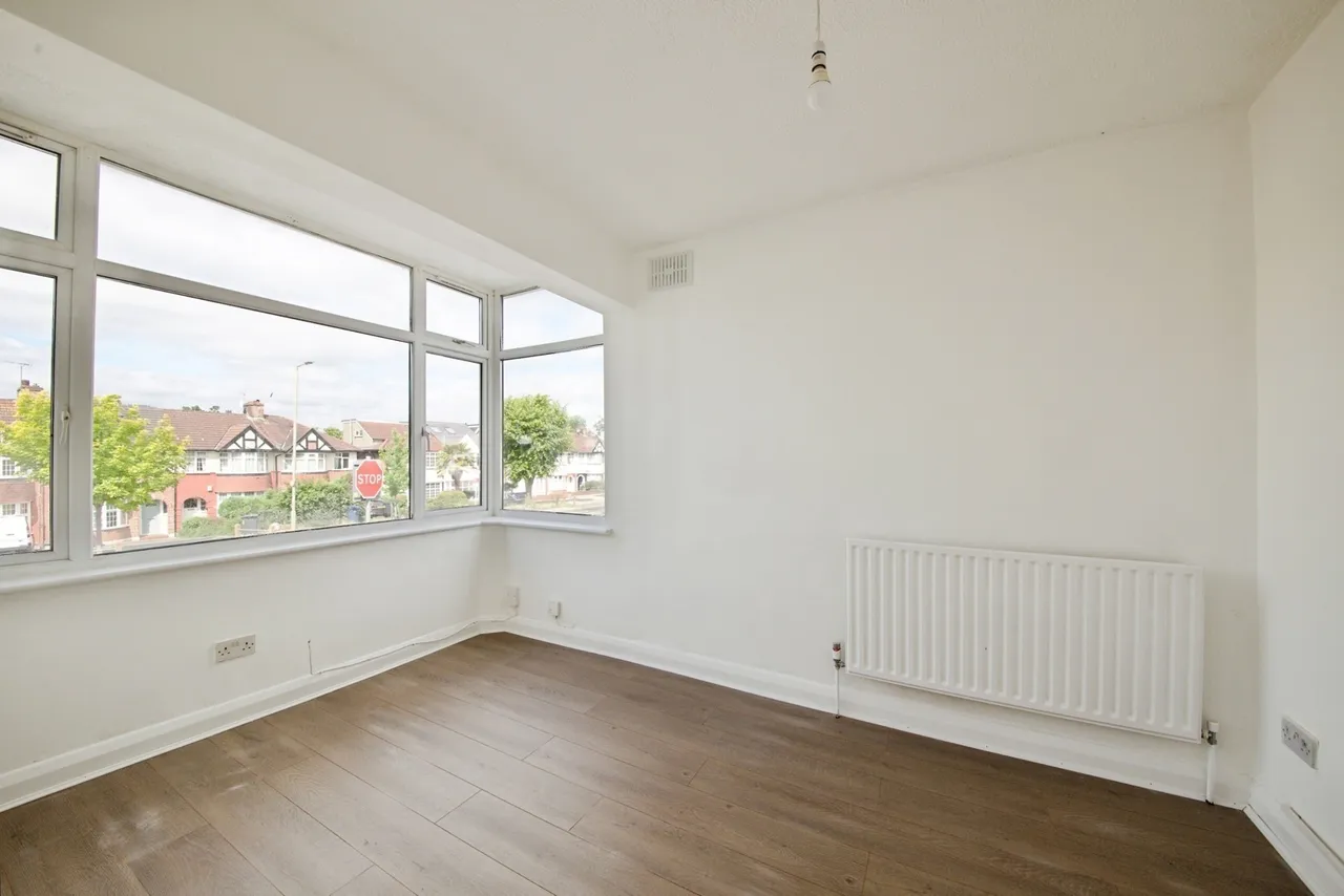 Hampden Way, London, N14, photo 11