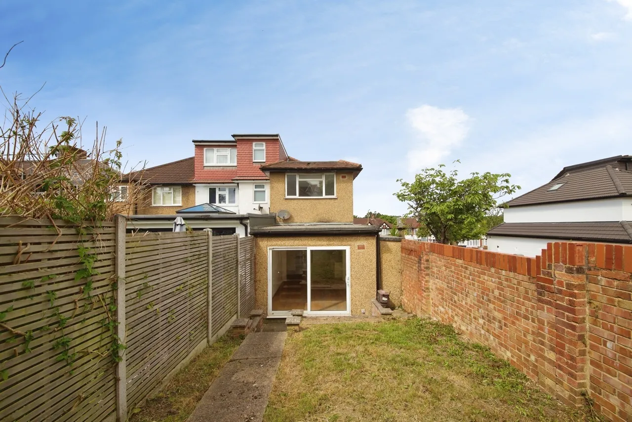 Hampden Way, London, N14, photo 18