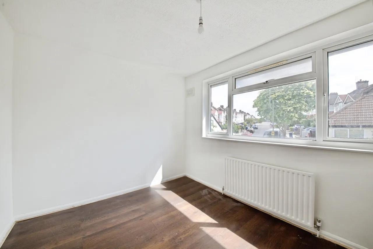 Hampden Way, London, N14, photo 21