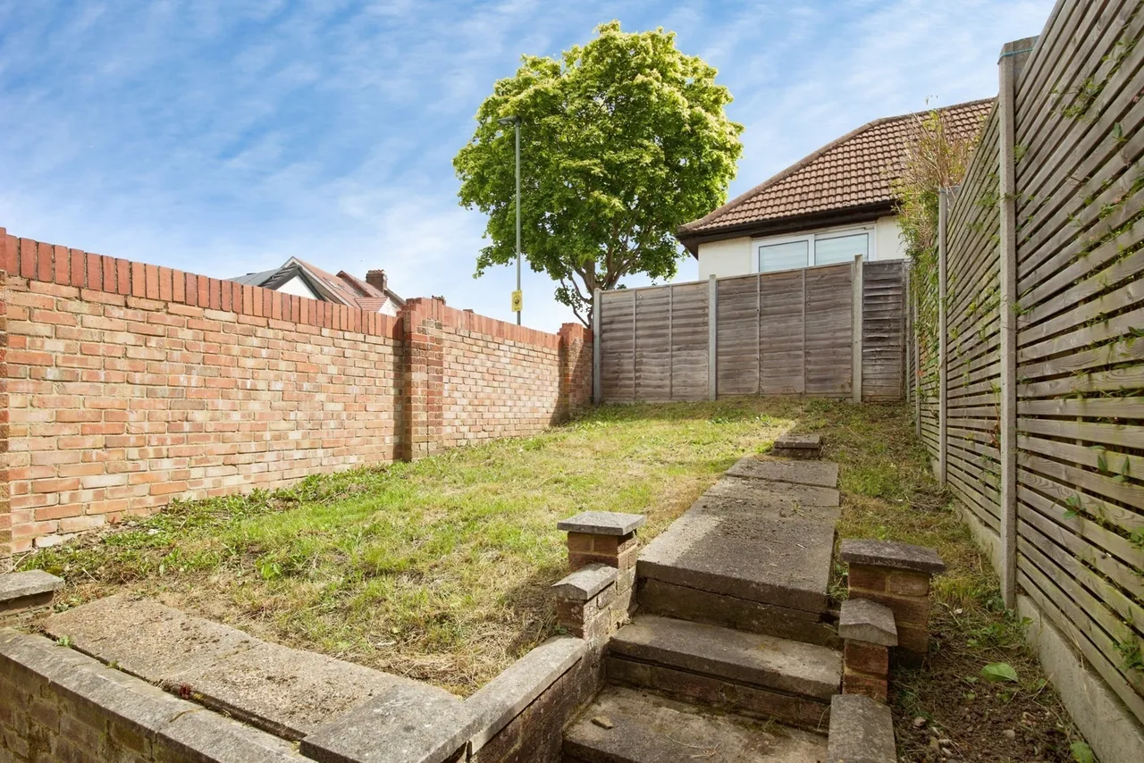 Hampden Way, London, N14, photo 4