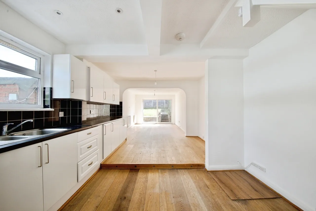 Hampden Way, London, N14, photo 13