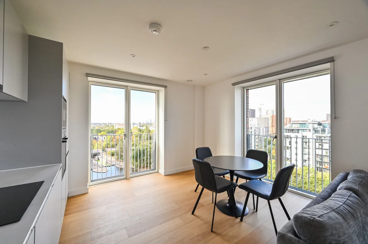 London, N17, photo 10