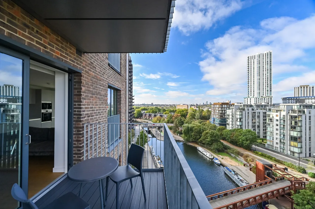 London, N17, photo 12