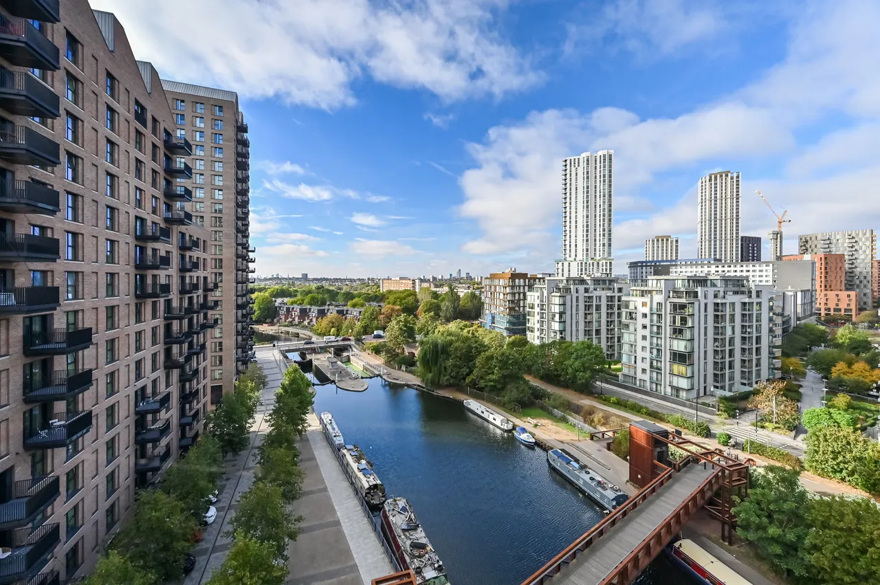 London, N17, photo 18