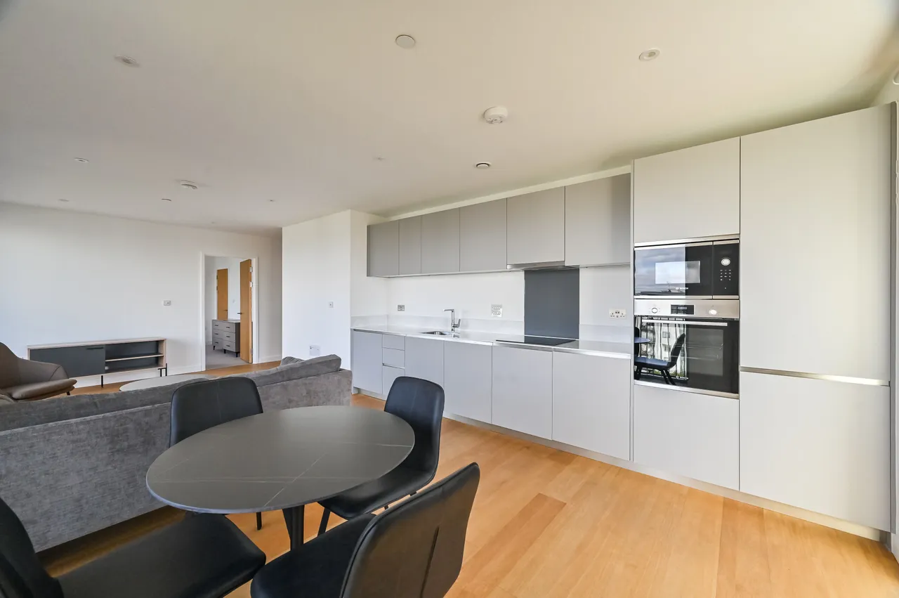 London, N17, photo 20