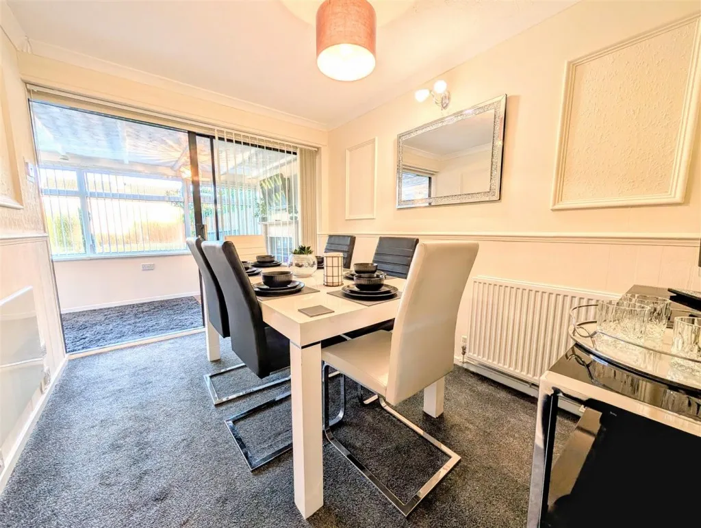 Edinburgh Drive, Willenhall, WV12, photo 6