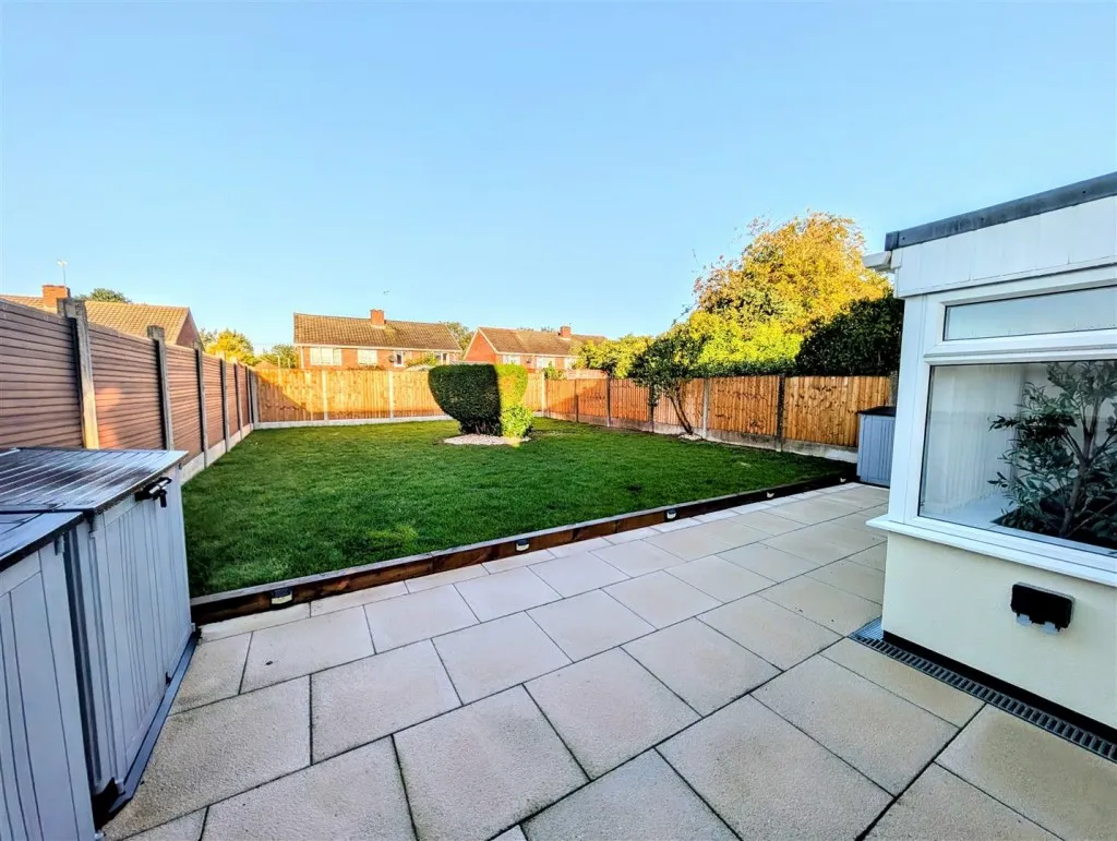 Edinburgh Drive, Willenhall, WV12, photo 24