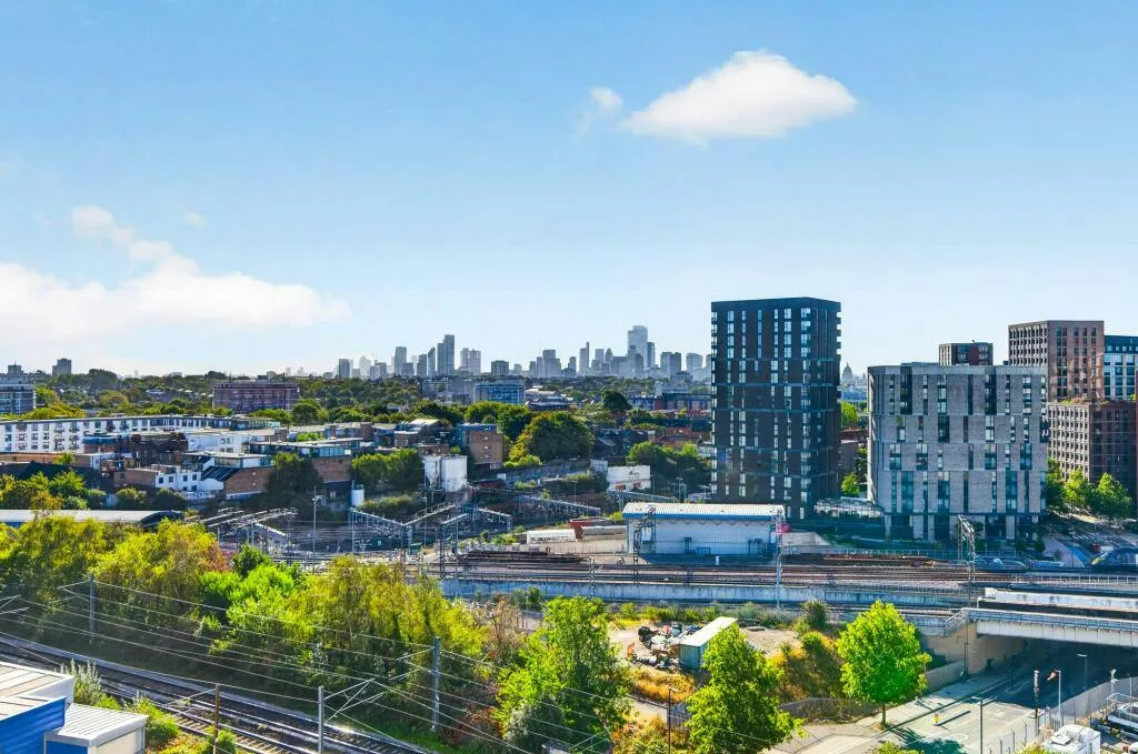 York Way, London, N7, photo 5