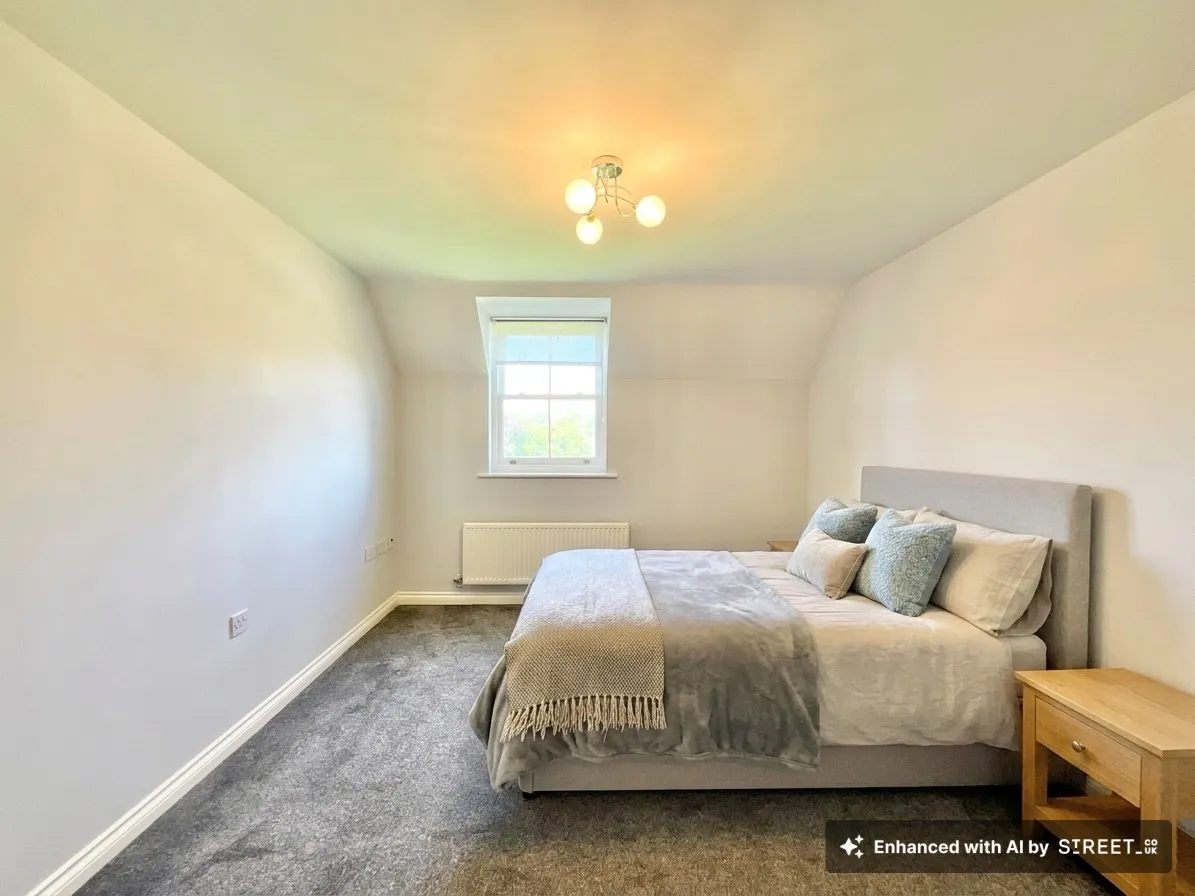 Riverside Crescent, Hall Yard, ST10, photo 11