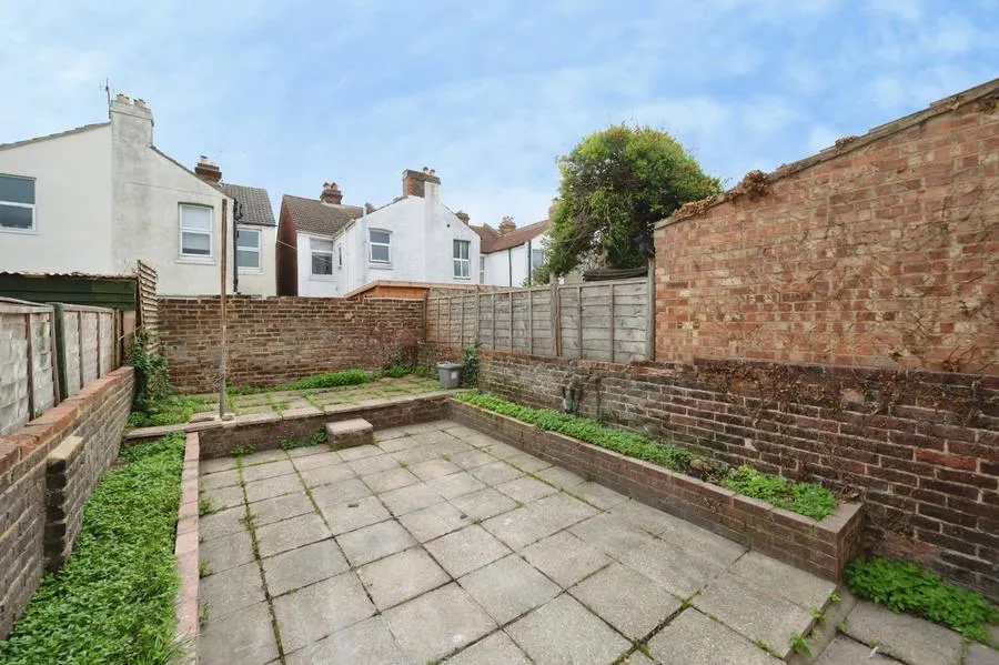 Jubilee Road, Southsea, PO4, photo 22