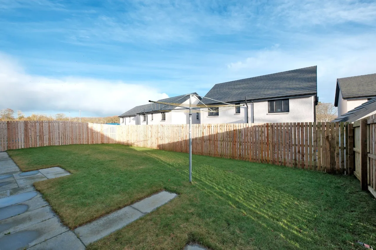 Daisy Close, Mintlaw, AB42, photo 29
