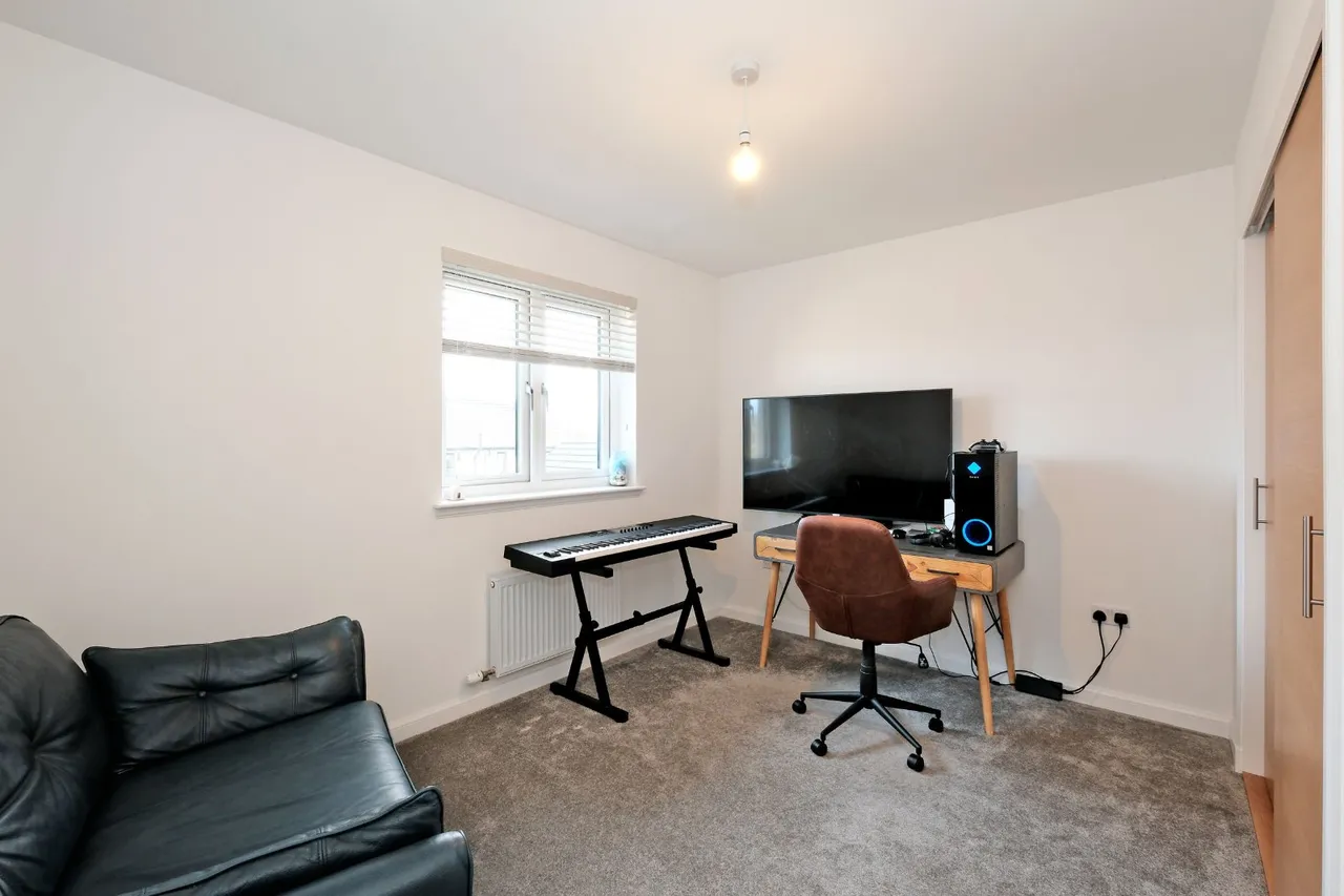 Daisy Close, Mintlaw, AB42, photo 21