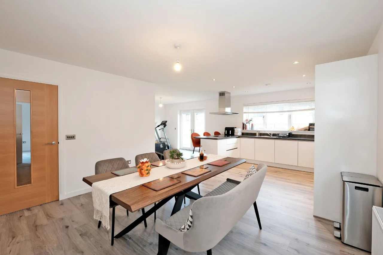 Daisy Close, Mintlaw, AB42, photo 6