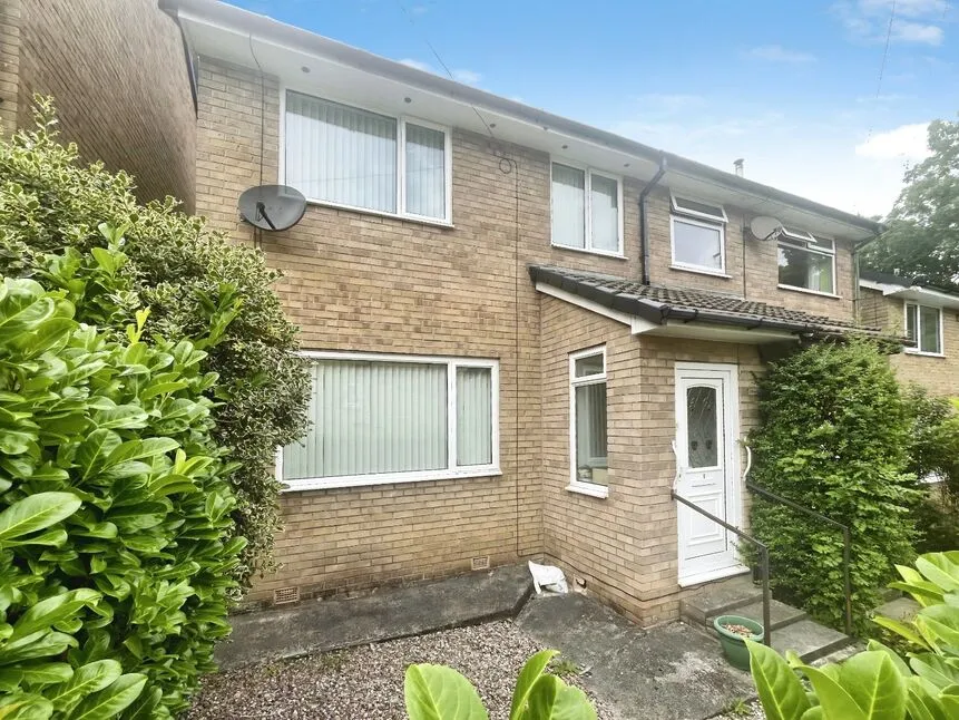 3 bed house for sale — Longclough Drive, Glossop, Derbyshire, SK13
