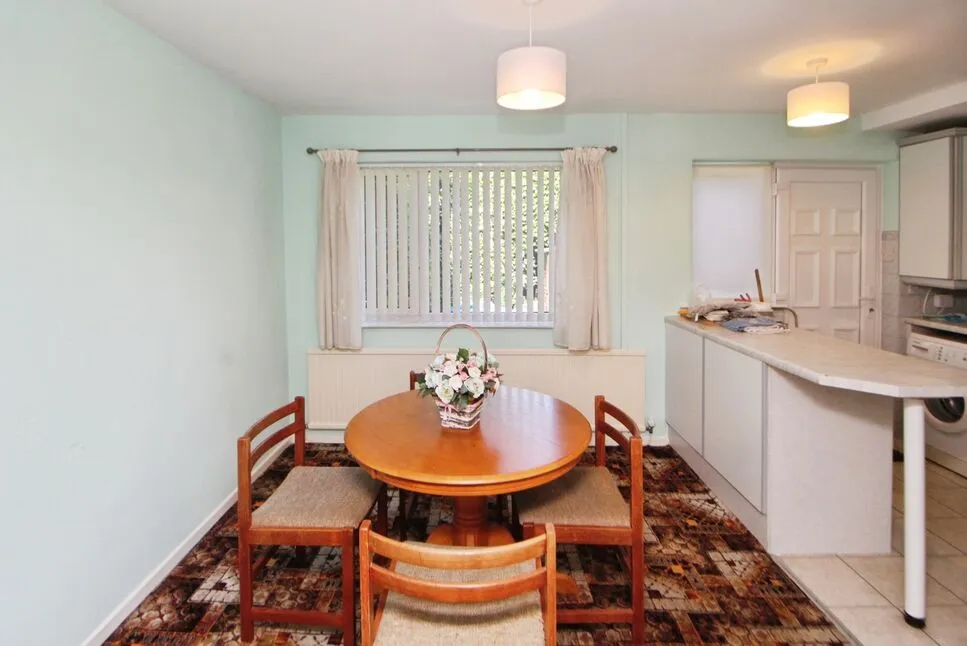 Longclough Drive, Glossop, Derbyshire, SK13, photo 5