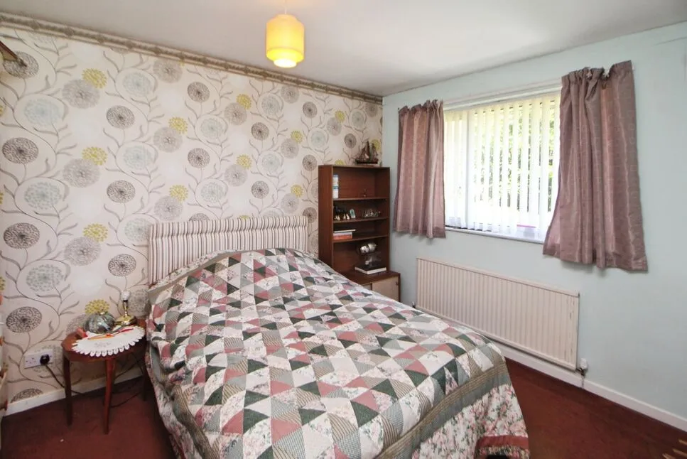 Longclough Drive, Glossop, Derbyshire, SK13, photo 8