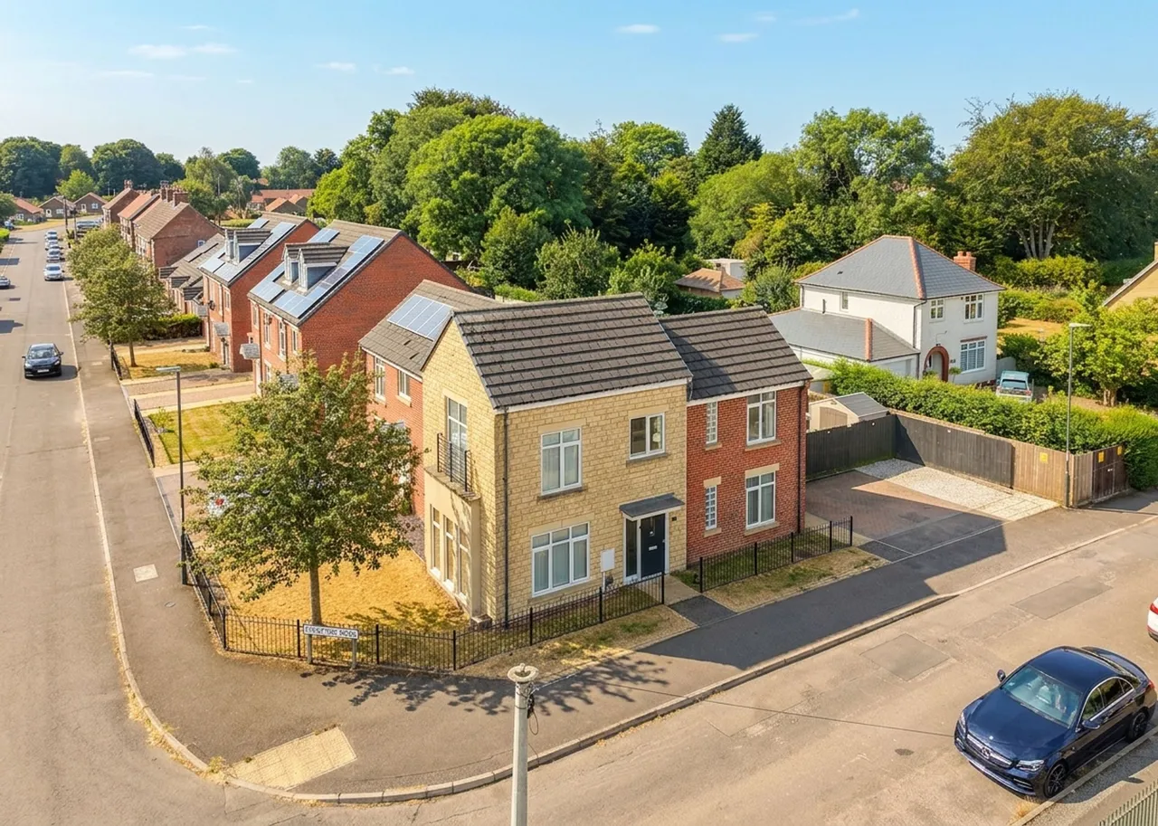 2 bed house for sale, Quarry Road, Bolsover, S44