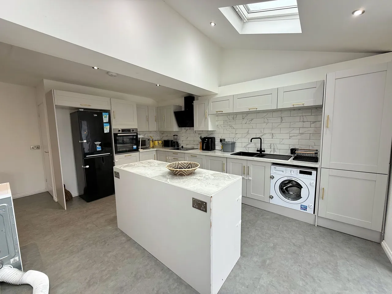 Cherry Lane, Sale, photo 9