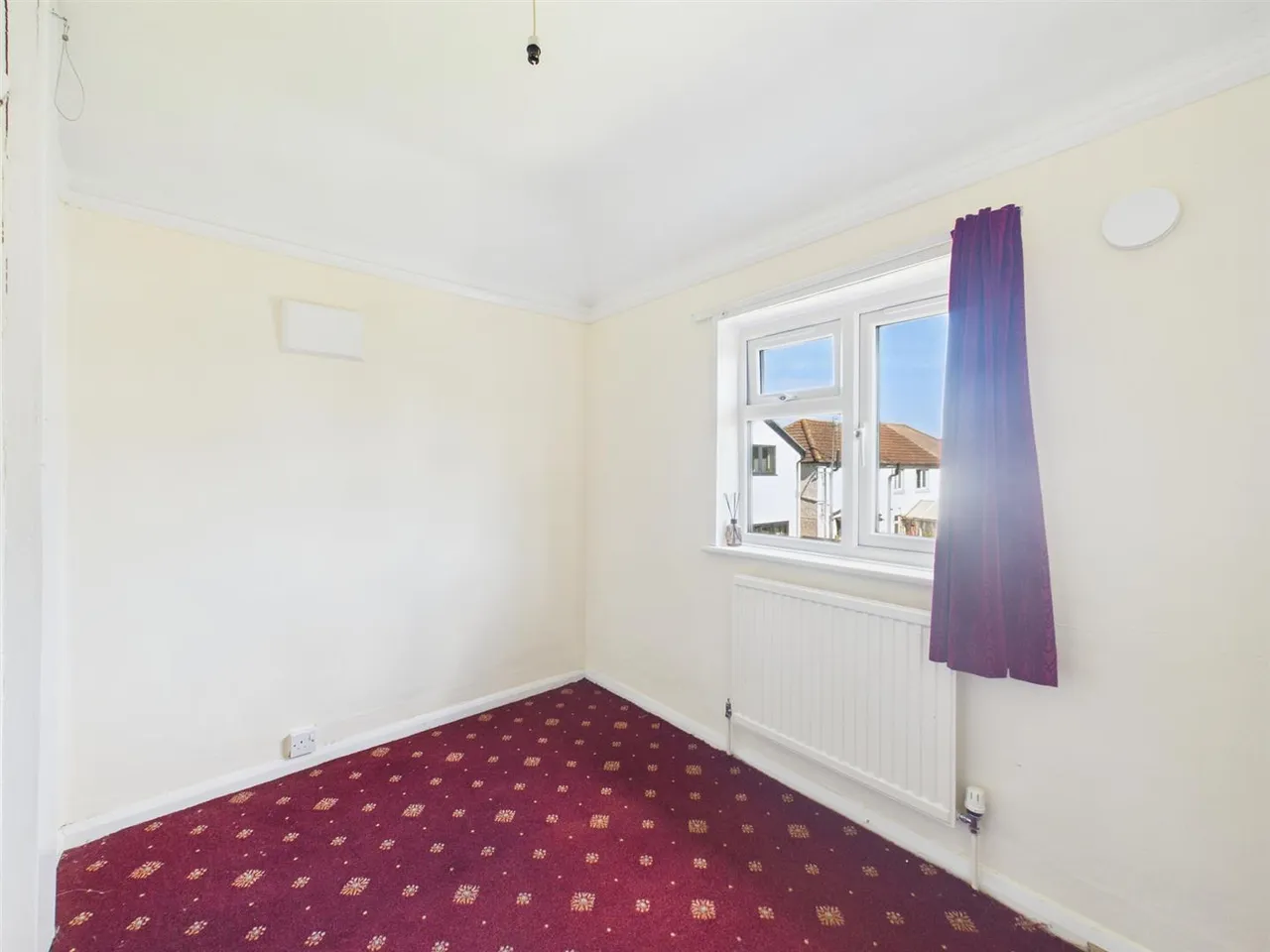 Eastcote Lane, Northolt, UB5 5RQ, photo 8