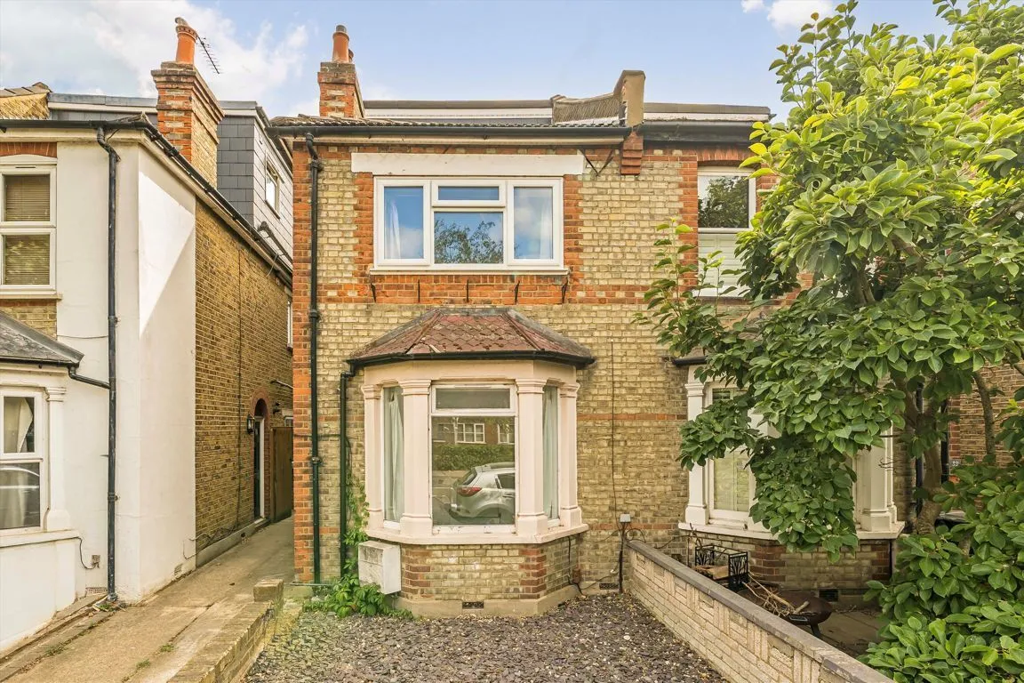 5 bed property for sale, Villiers Road, KT1