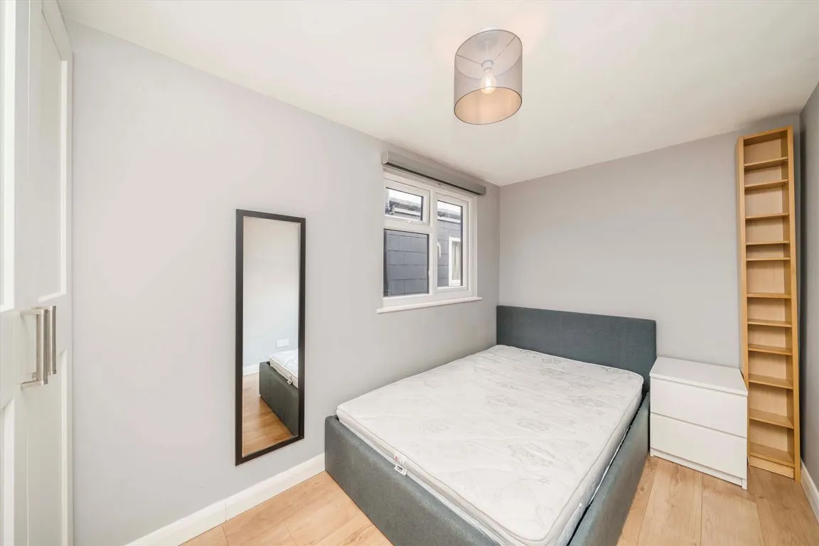 Villiers Road, KT1, photo 8
