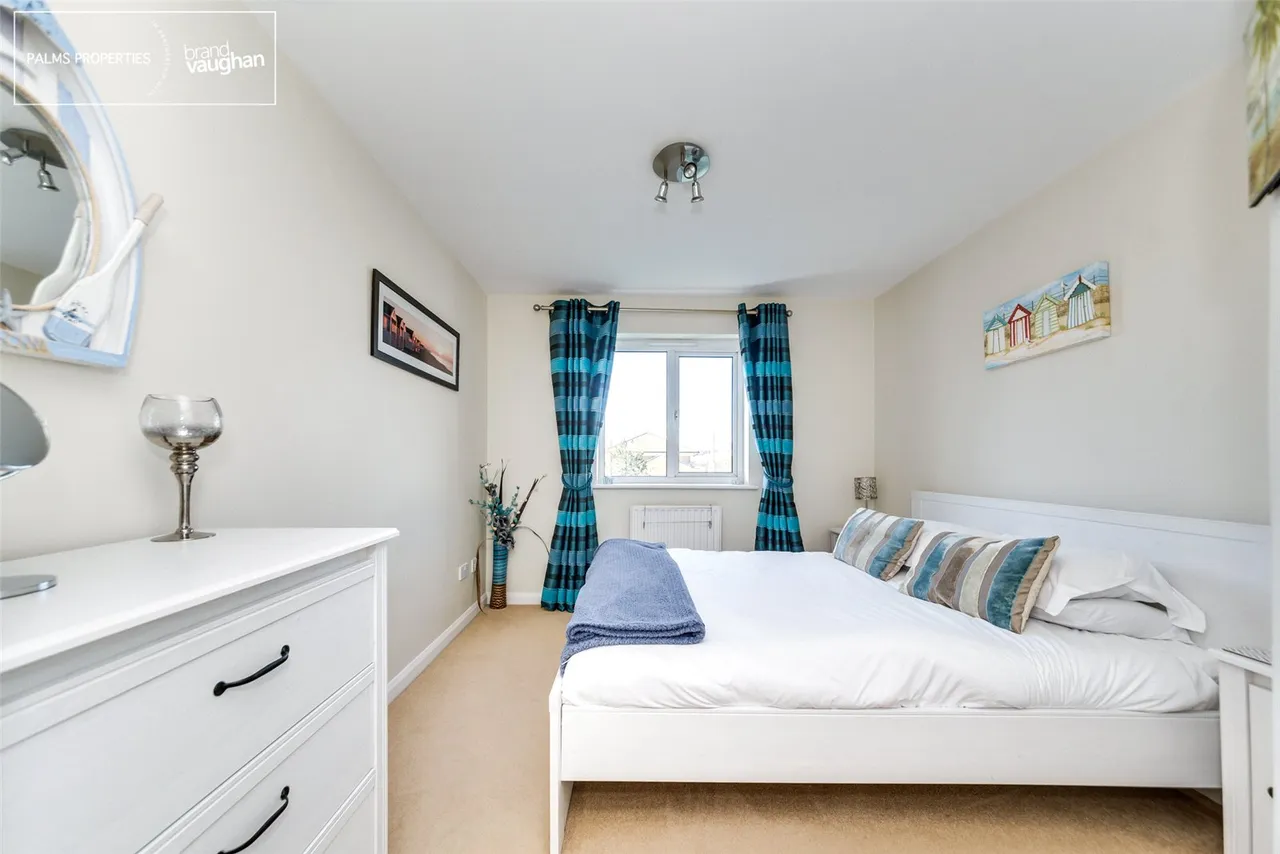 St. Vincents Court, The Strand, BN2, photo 5