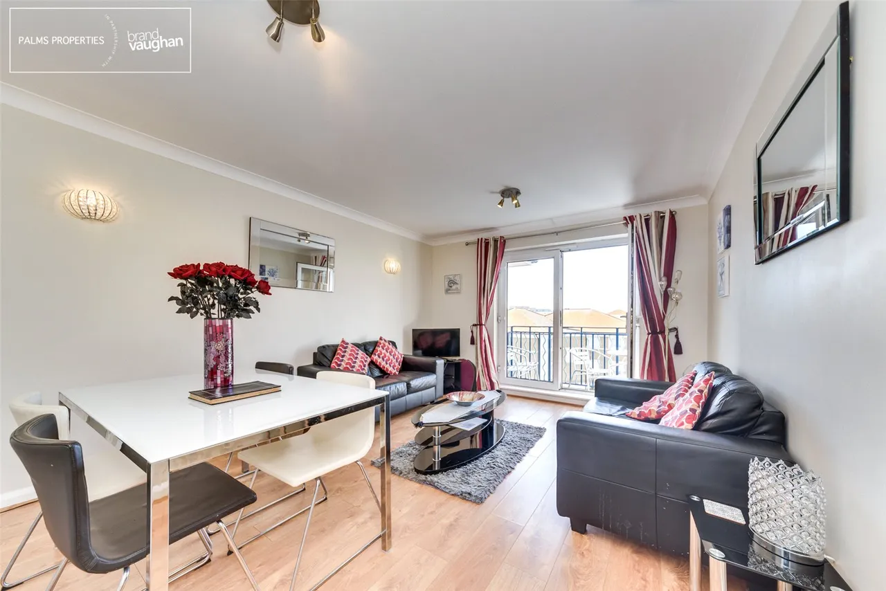 St. Vincents Court, The Strand, BN2, photo 2