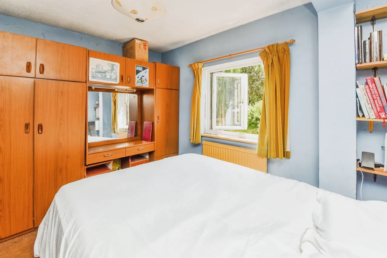 Wood Lane, Chippenham, SN15, photo 8