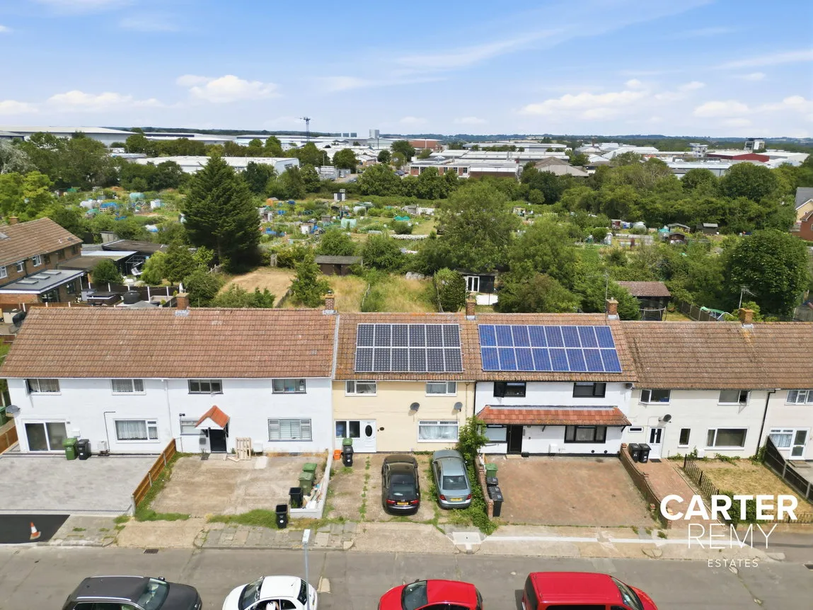 Theydon Crescent, Basildon, SS14, photo 19