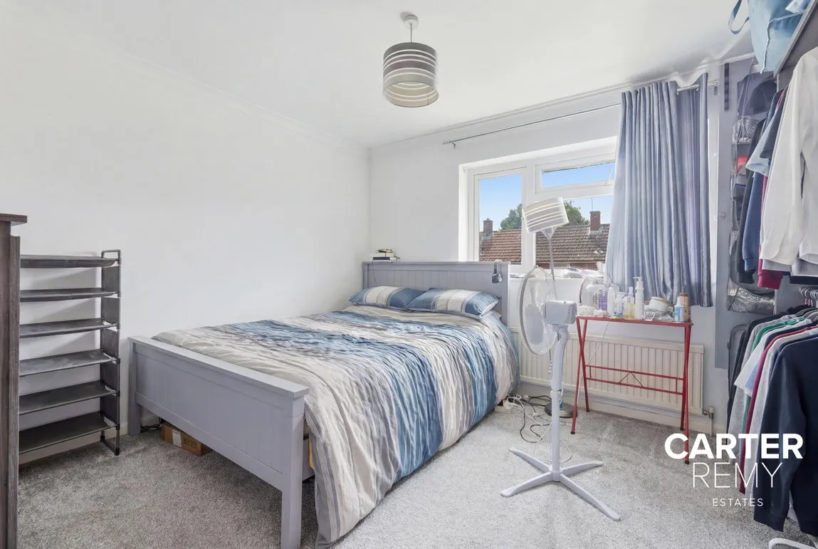 Theydon Crescent, Basildon, SS14, photo 11