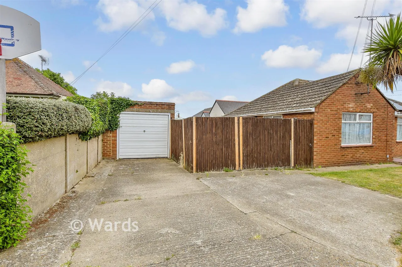 Vauxhall Avenue, Herne Bay, CT6, photo 11