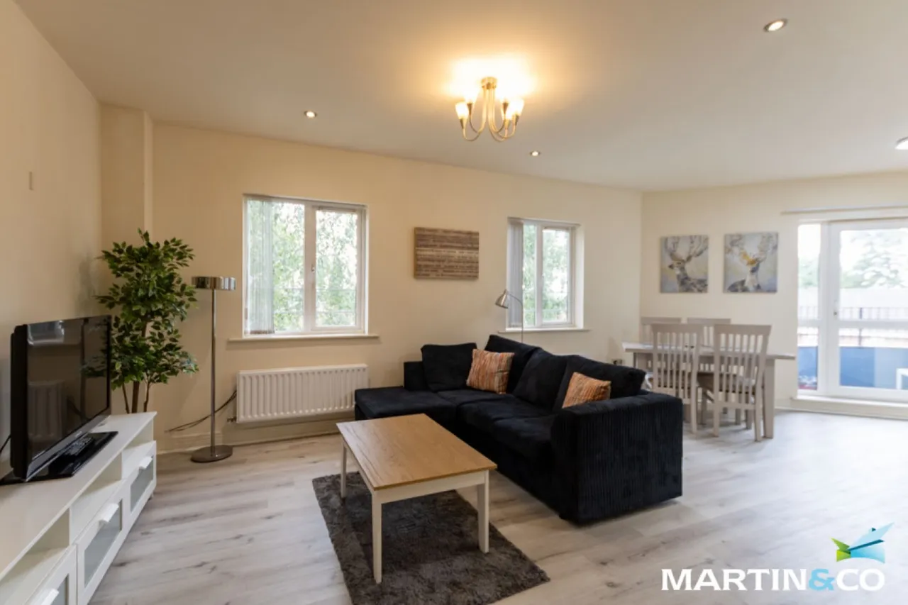 2 bed flat to rent — Denver House, The Moorings, Hockley, B18