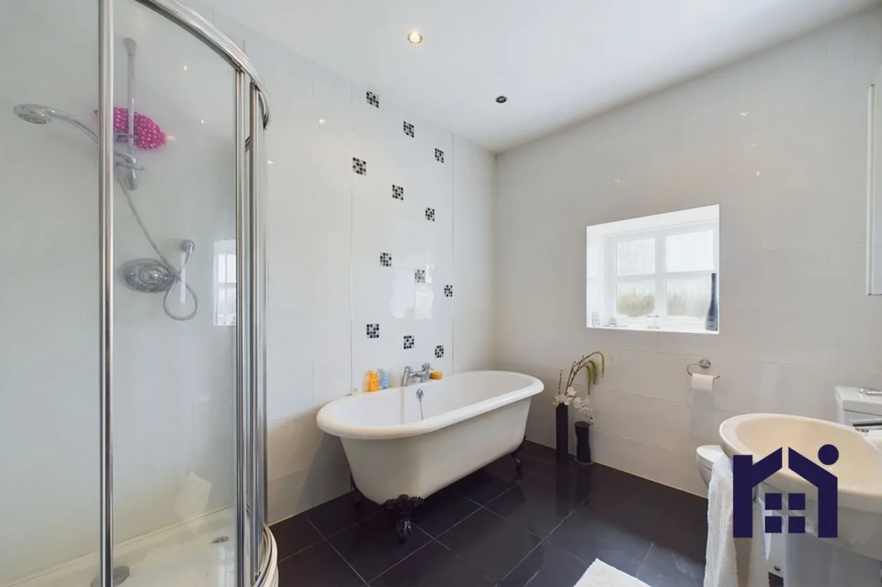 172a Longmeanygate, Midge Hall, Leyland, PR26 6TD, photo 22