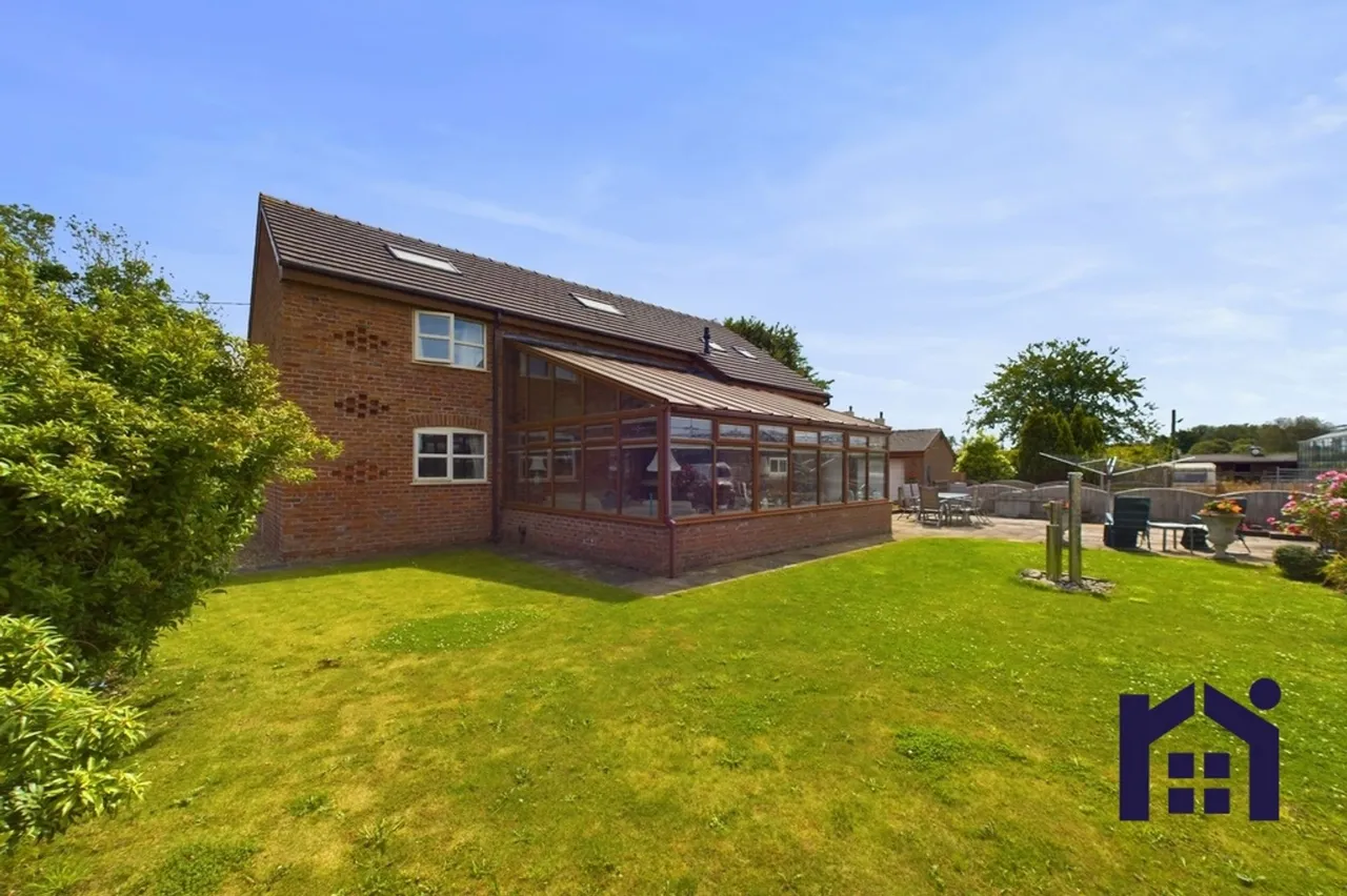 172a Longmeanygate, Midge Hall, Leyland, PR26 6TD, photo 4