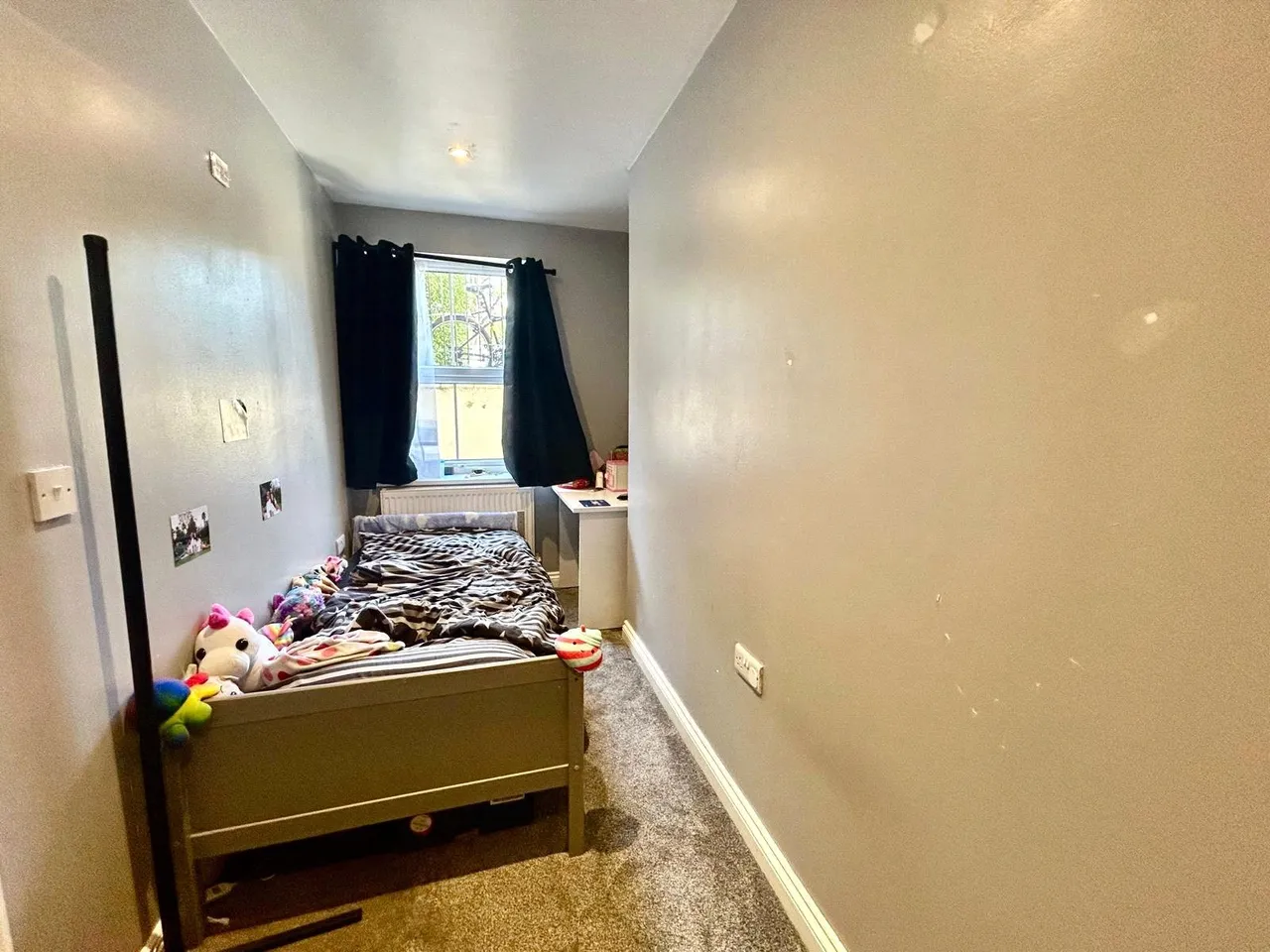 Alexandra Road, Farnborough, Hampshire, GU14 6TX, photo 6