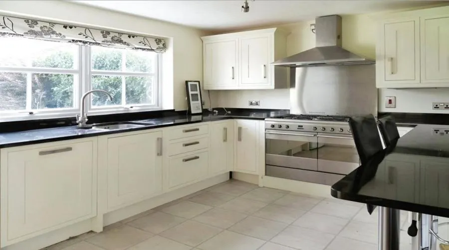 Marathon Close, Woodley, RG5, photo 3