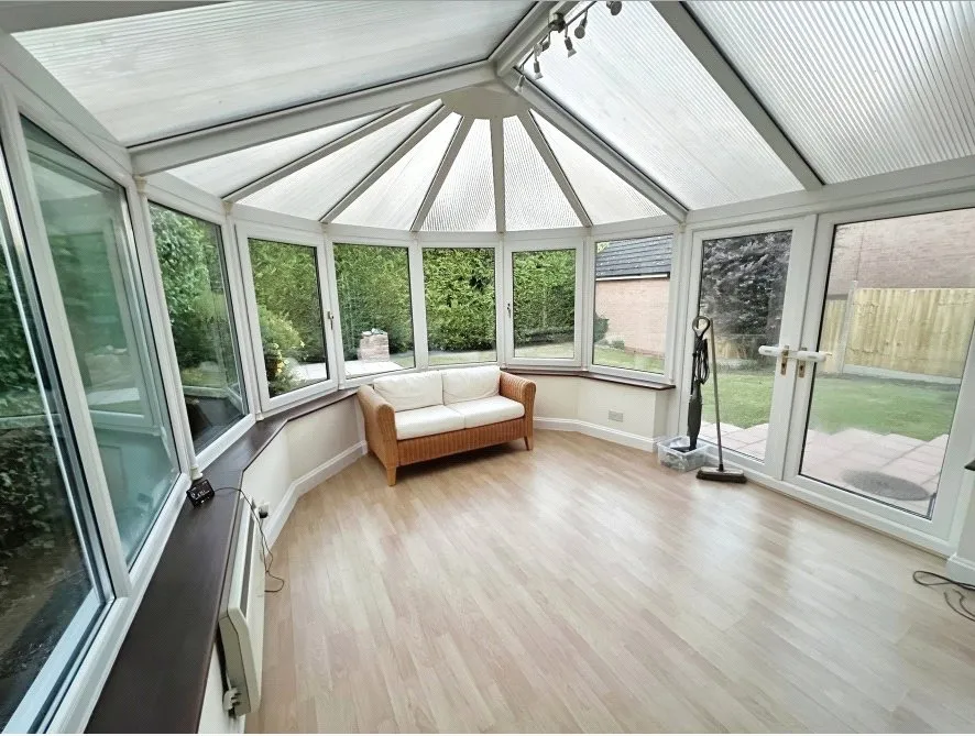 Marathon Close, Woodley, RG5, photo 8