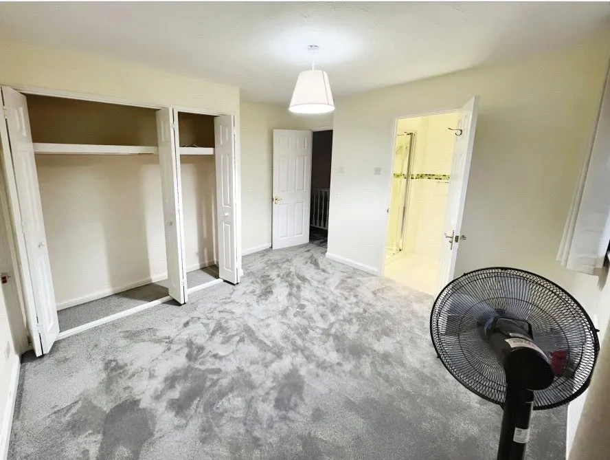 Marathon Close, Woodley, RG5, photo 5