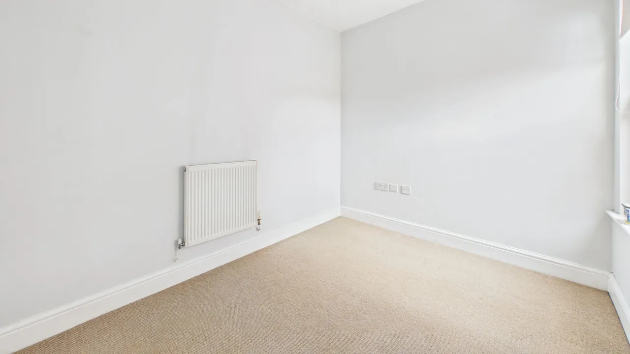 Harrington Street, Bourne, PE10, photo 18