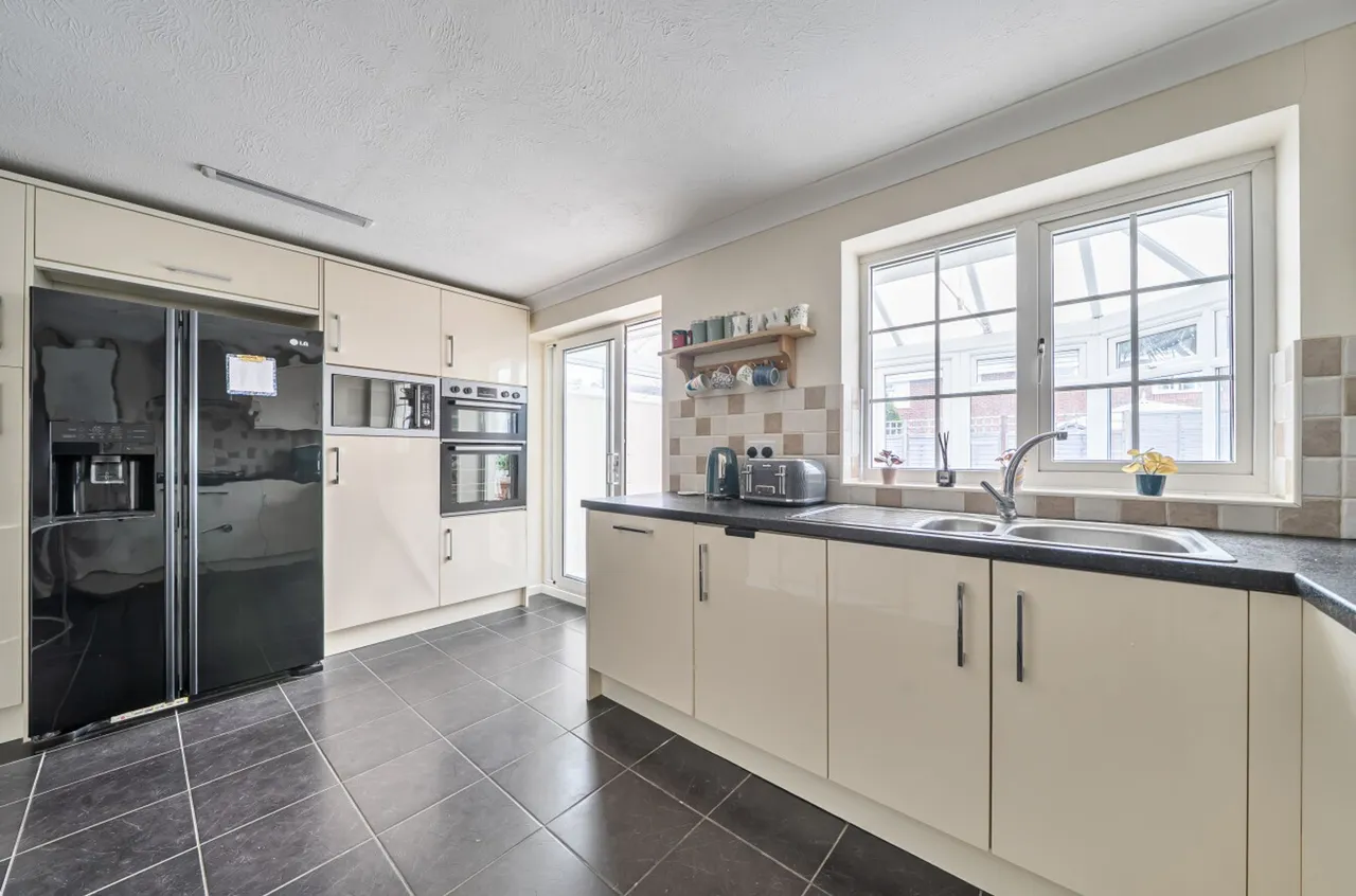 Acorn Close, Selsey, PO20, photo 8
