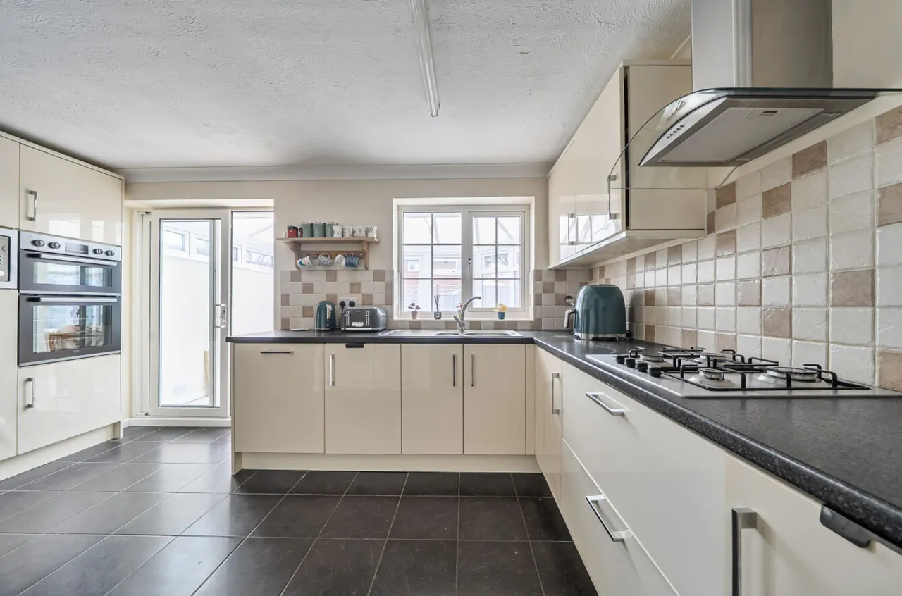 Acorn Close, Selsey, PO20, photo 6