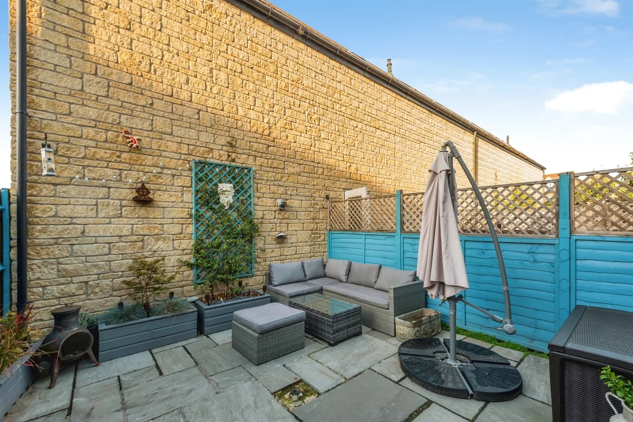 Cassini Drive, Swindon, SN25, photo 14