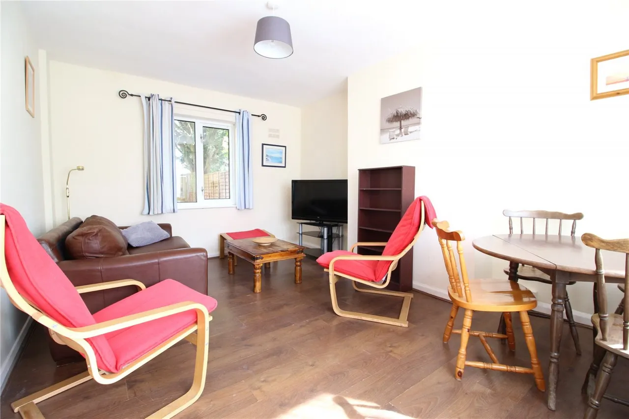 Bathurst Road, Cirencester, GL7, photo 12